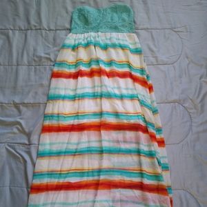 Strapless and flowing summer dress